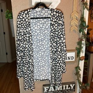 Texas True Threads Black White Tan Animal Print Open Front Cardigan Women’s 2XL